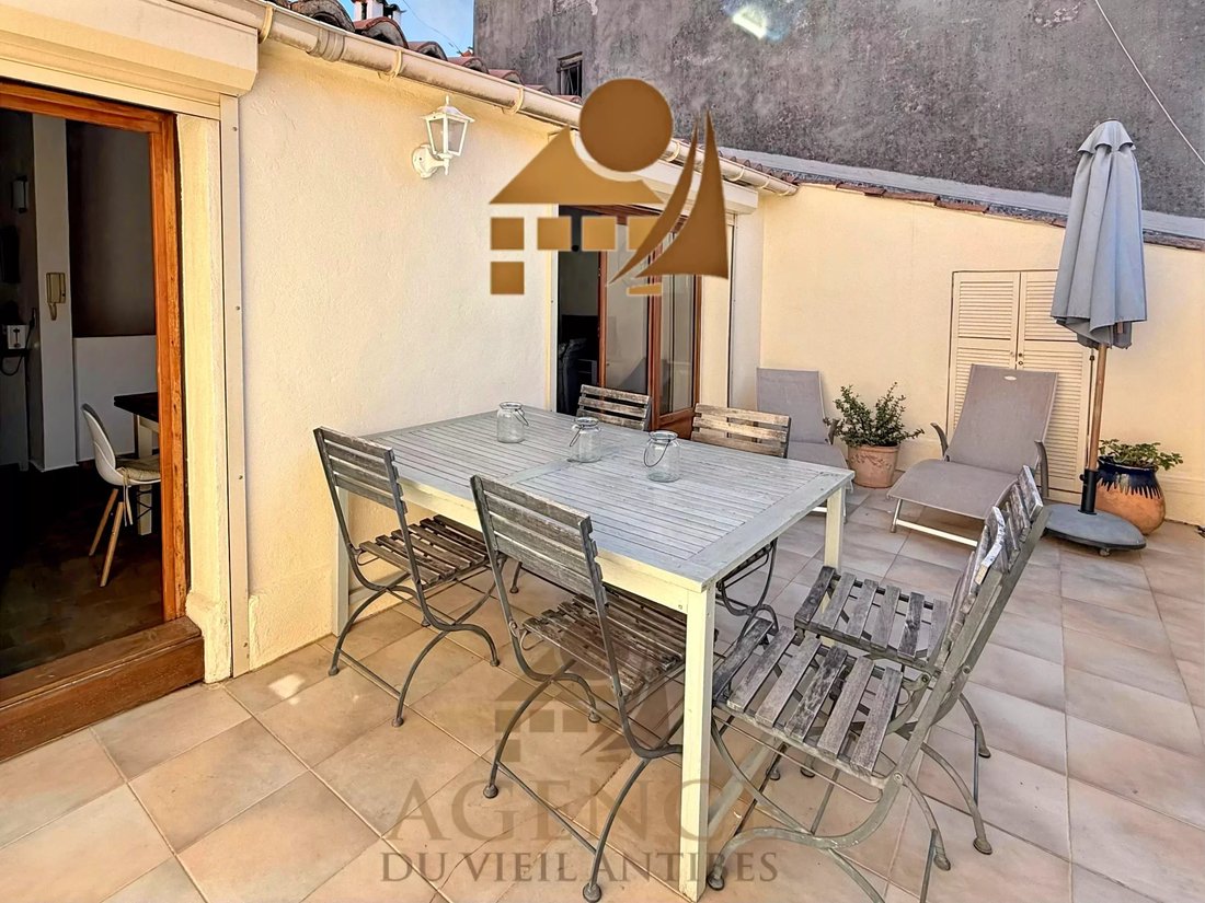 House in Antibes, Provence-Alpes-Côte d'Azur, France 1 - 18940384