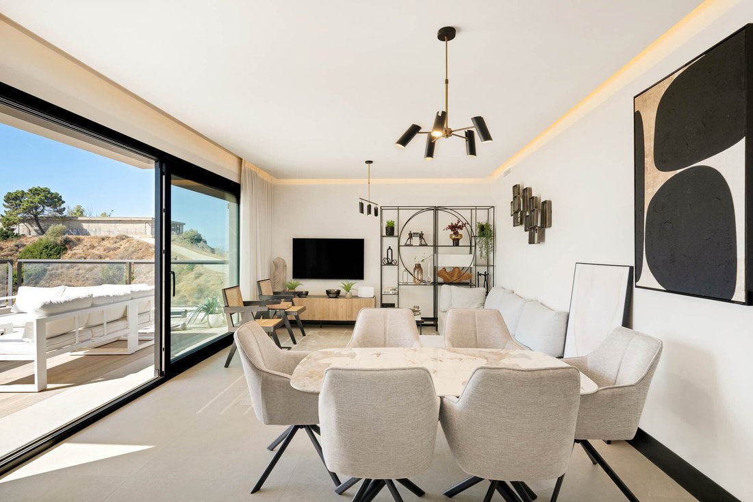 Penthouse in Nueva Andalucia, Marbella, Spain 5 - 18943276