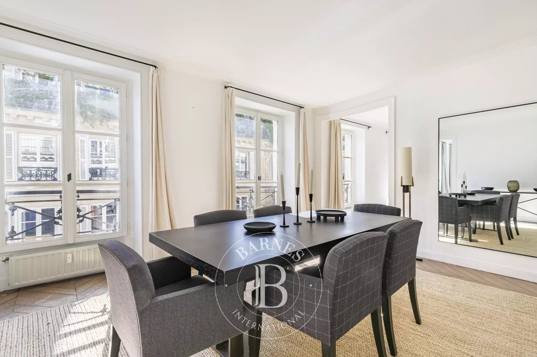 Apartment in Invalides, Paris 7e Arrondissement, Paris 4 - 18942526