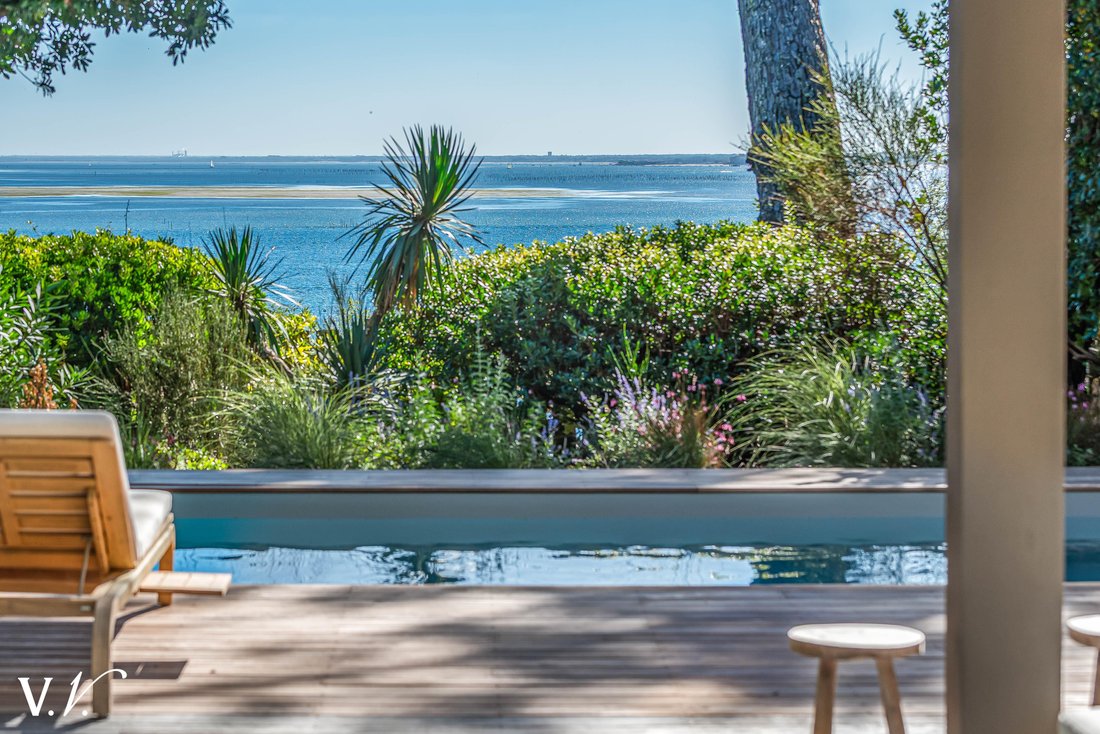 Villa in Centre Cap Ferret, Lège-Cap-Ferret, France 1 - 18931945