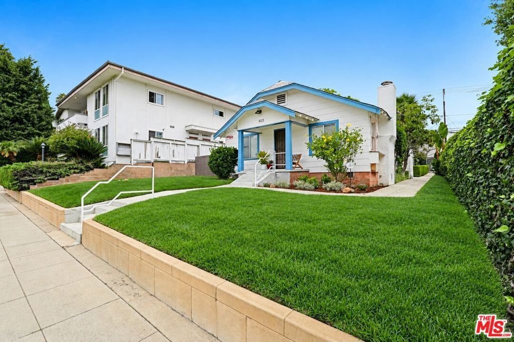 Santa Monica, California, United States 2 - 18942185