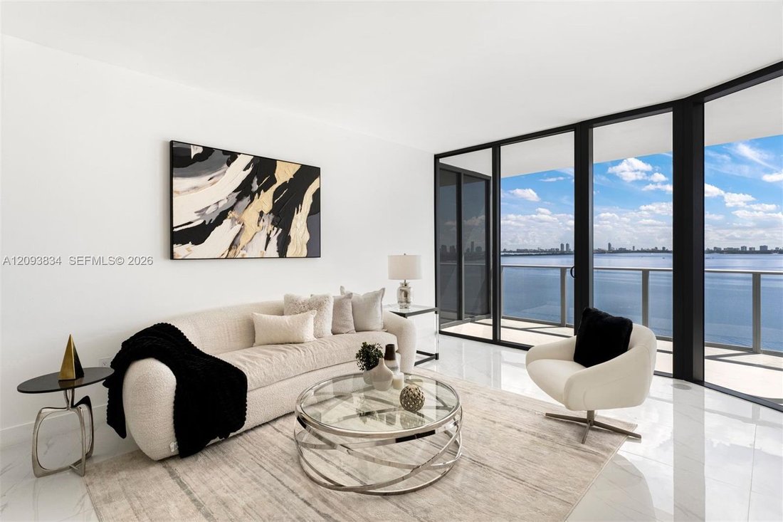 Condo in Miami, Florida, United States 1 - 18943703