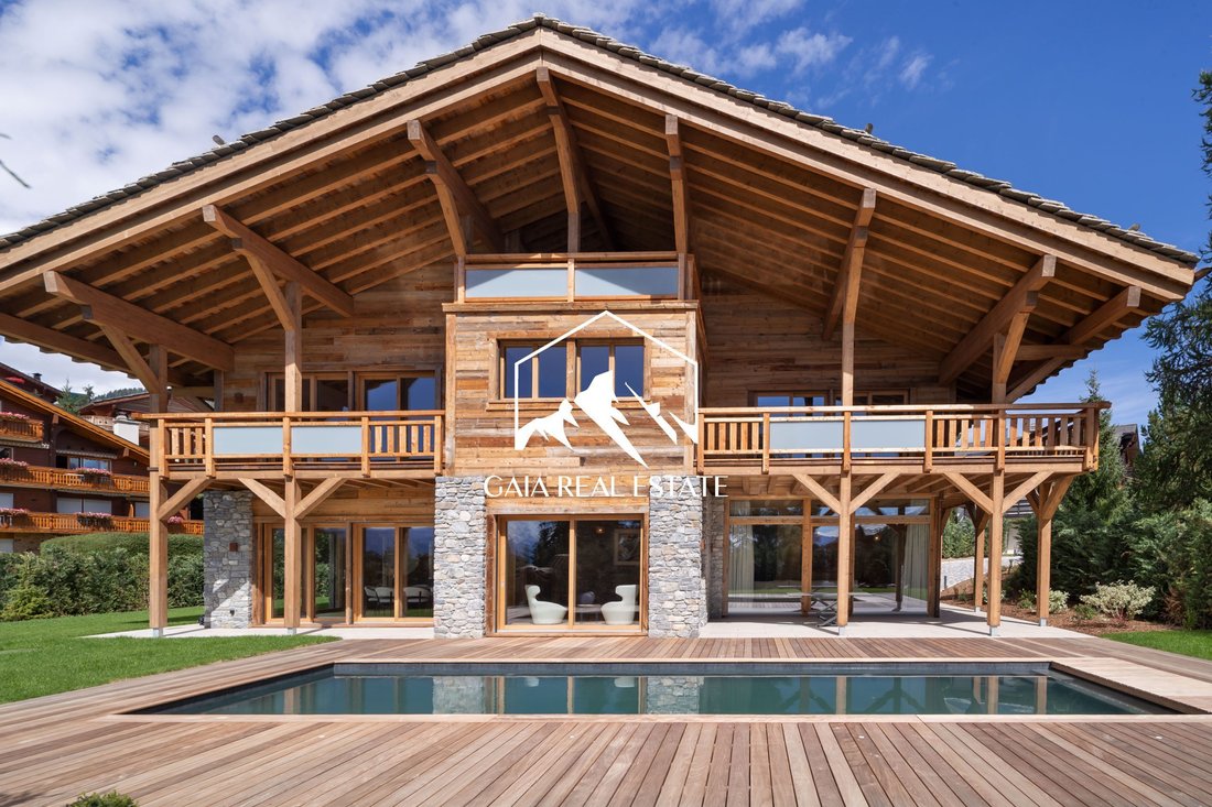 Chalet in Crans-Montana, Valais/Wallis, Switzerland 1 - 18939505