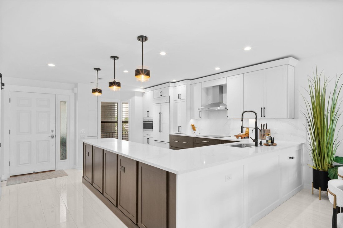 Condo in Naples, Florida, United States 2 - 18941826