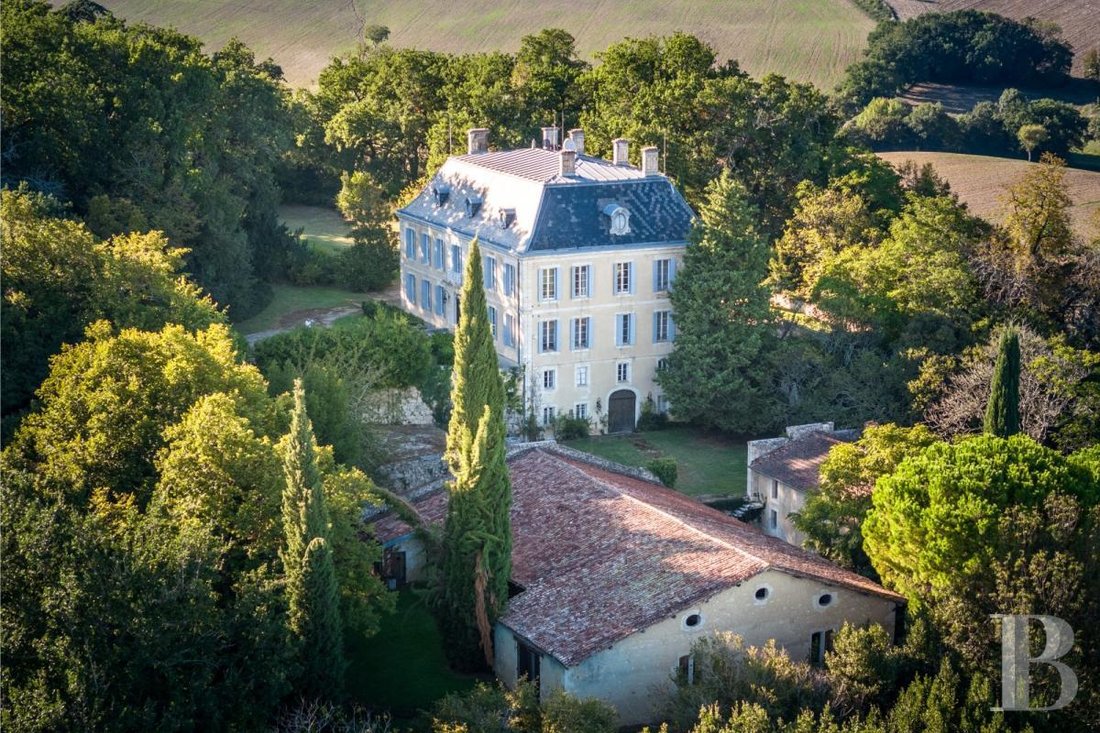 Castillo en Lectoure, Occitania, Francia 1 - 13602253