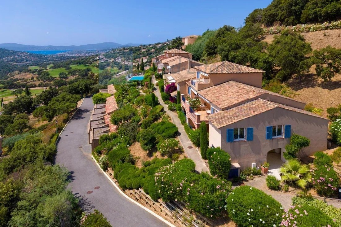 Apartment in Nartelle-Noyer-Bellevue-bd des Sardinaux, Sainte-Maxime, France 3 - 18397011