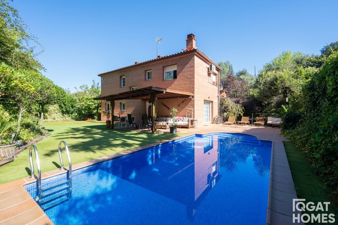 Chalet in Sant Cugat del Valles, Catalonia, Spain 2 - 18939978