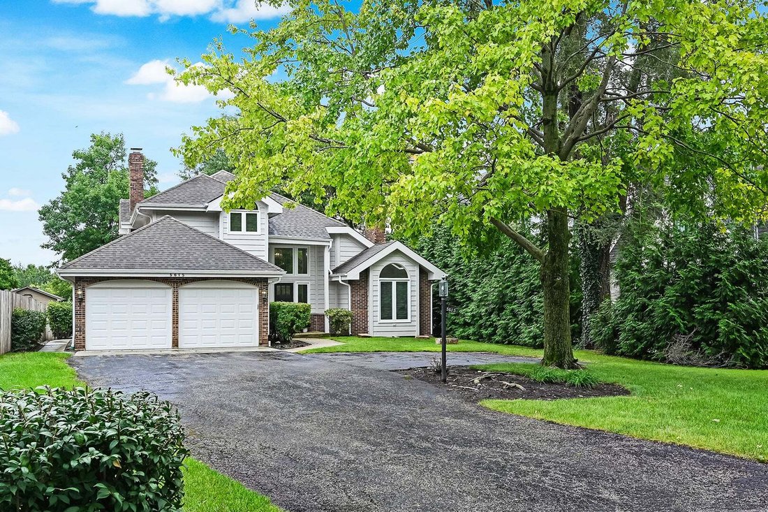 House in Hinsdale, Illinois, United States 2 - 18939668