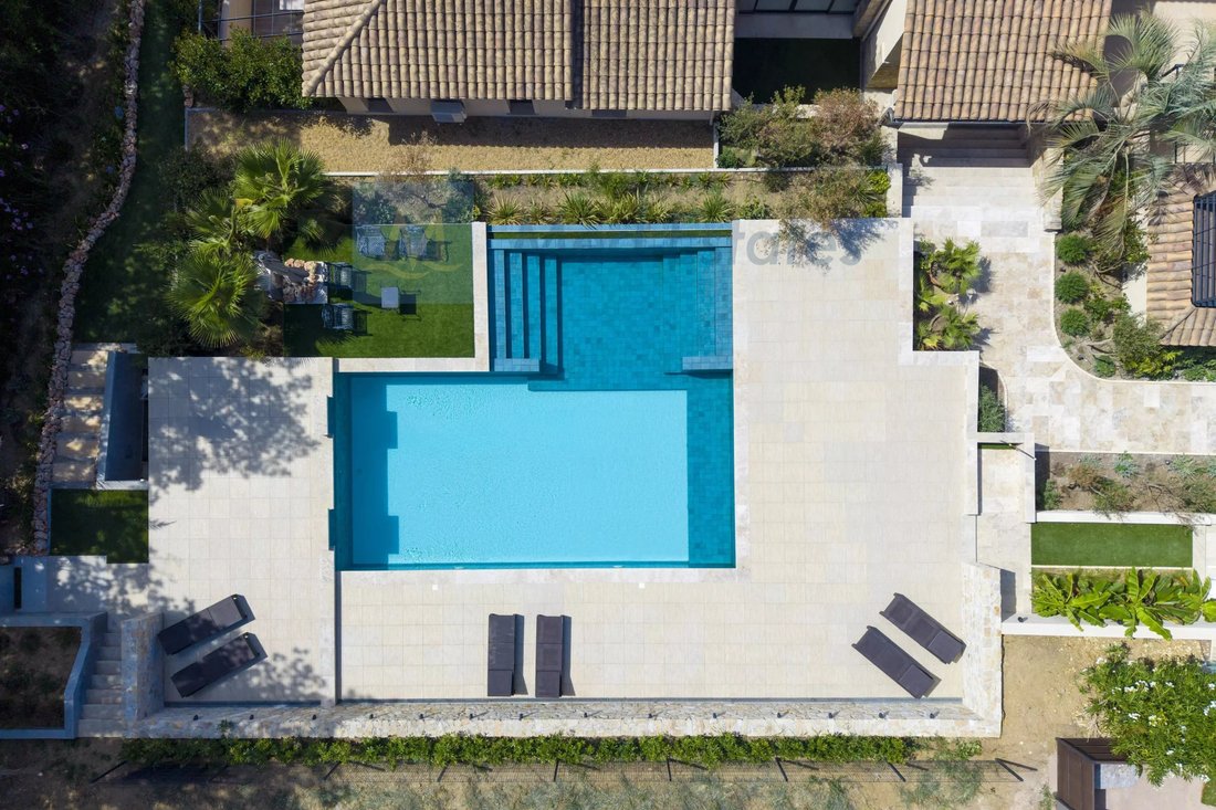 Villa in Ouest, Cogolin, France 1 - 18347495