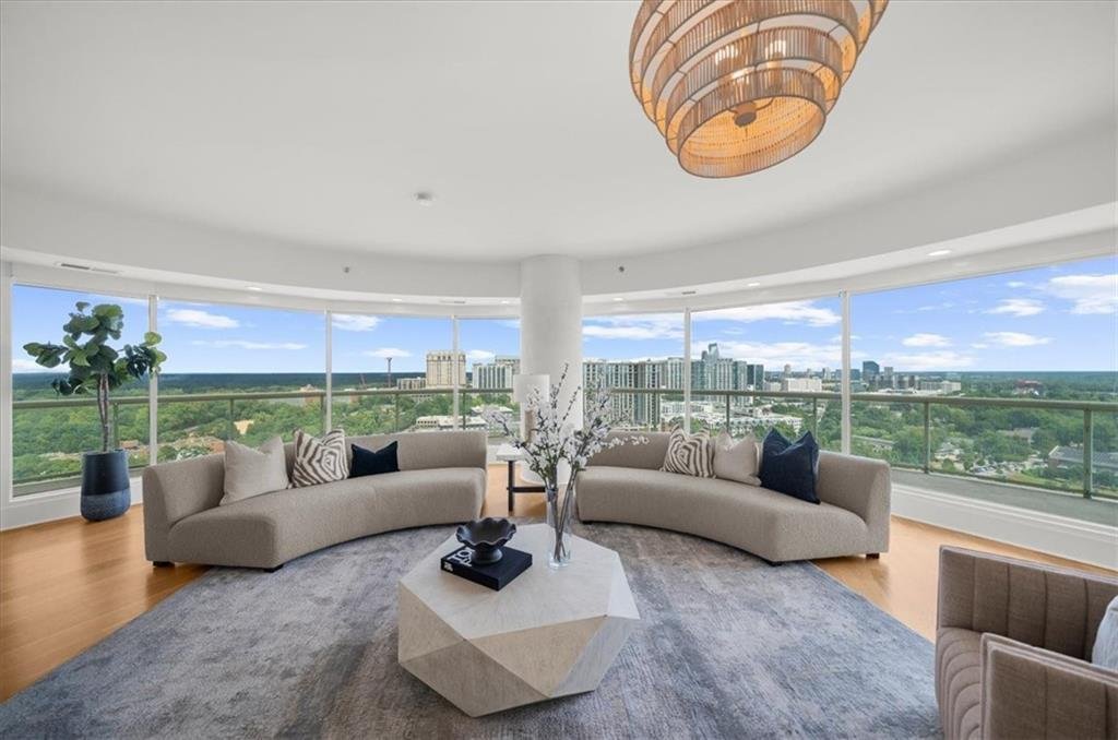 Condo in Atlanta, Georgia, United States 1 - 18942731