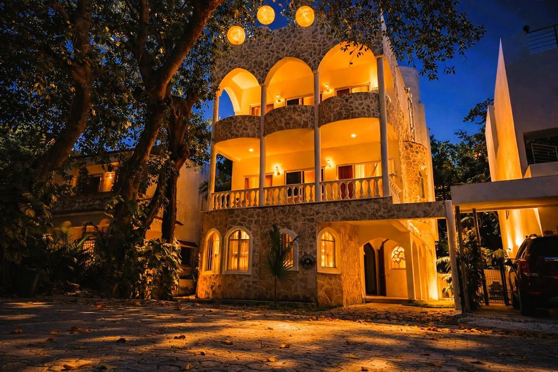 House in Playa del Carmen, Quintana Roo, Mexico 2 - 18941475