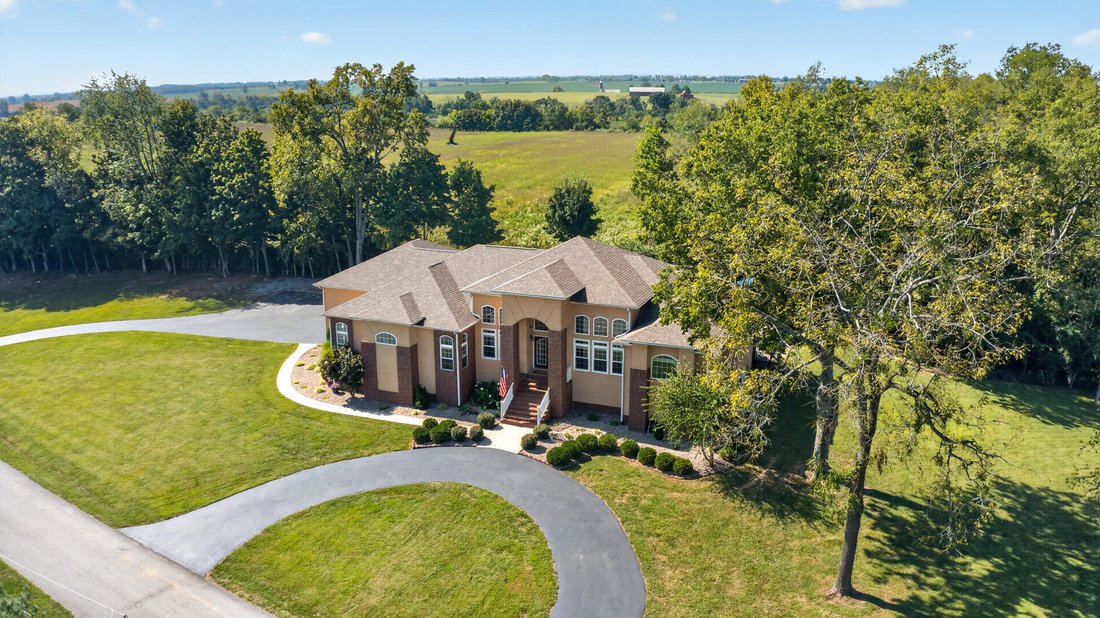 House in Harrodsburg, Kentucky, United States 3 - 18942763