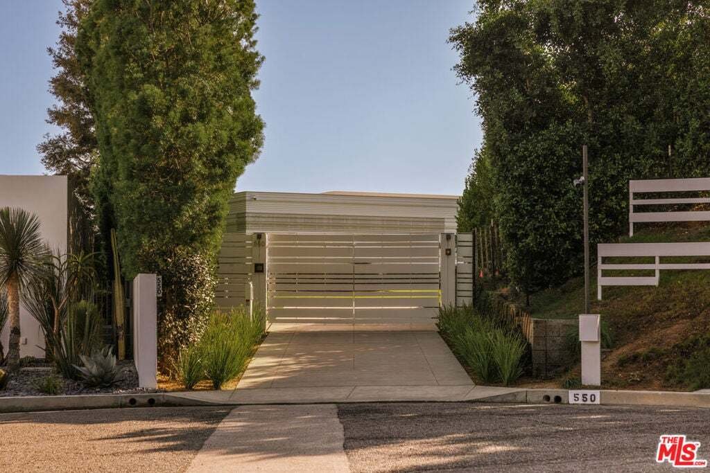 House in Beverly Hills, California, United States 3 - 18936758