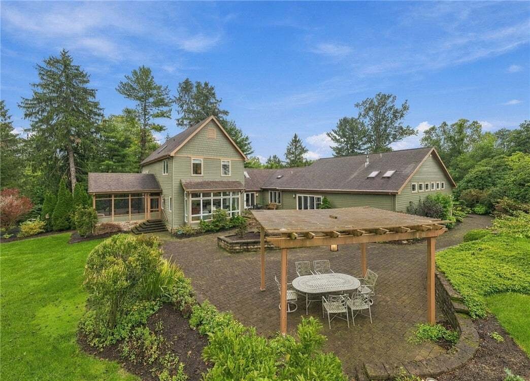 House in Ligonier, Pennsylvania, United States 4 - 18939895