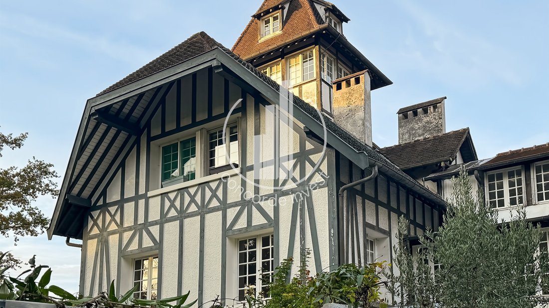 Townhouse in Les Bures, Garches, France 1 - 18923922