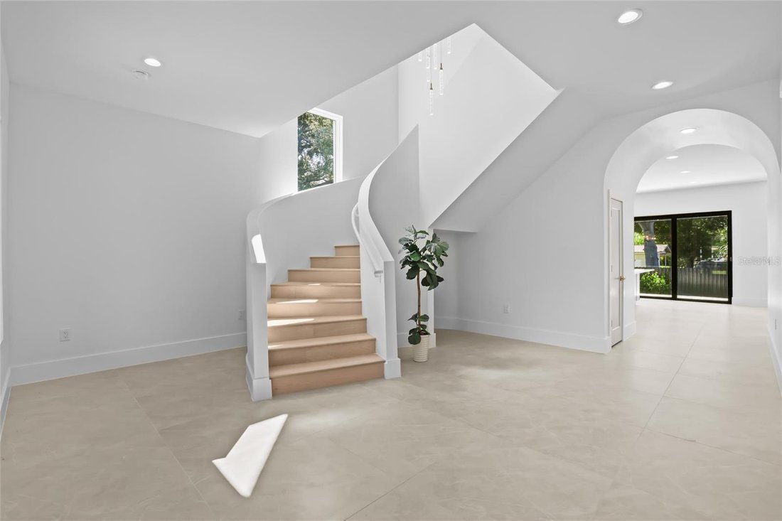 House in Tampa, Florida, United States 4 - 17721368