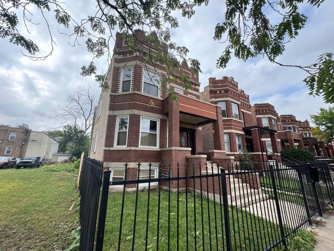 Chicago, Illinois, United States 2 - 18939674