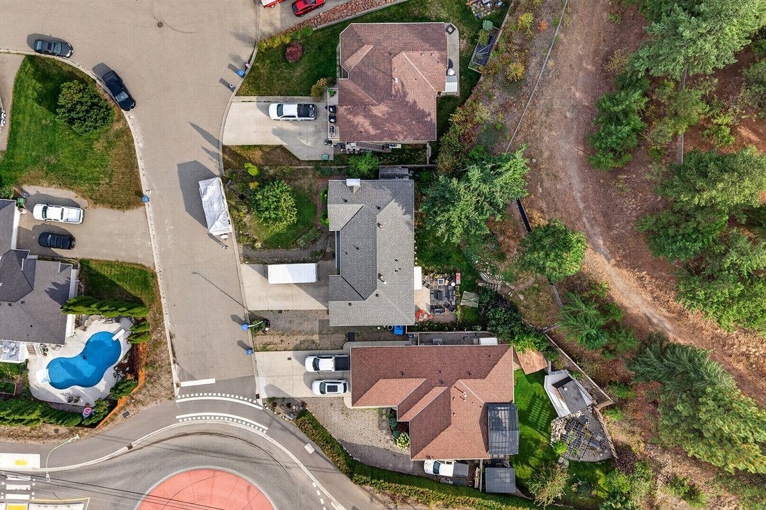 House in West Kelowna, British Columbia, Canada 4 - 18941669