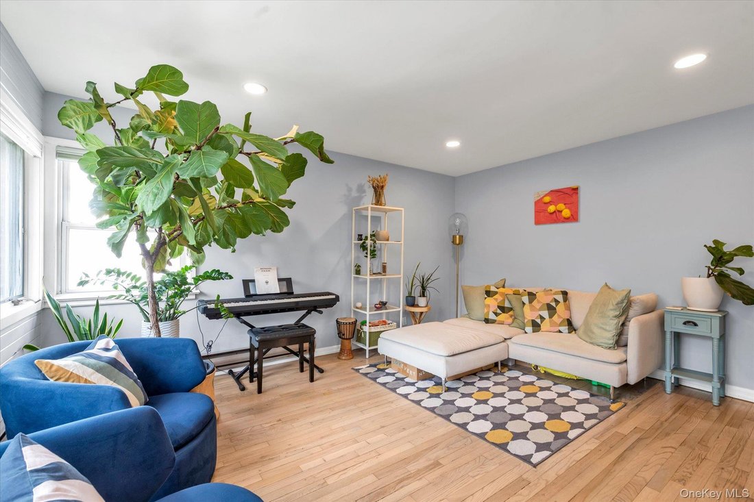 House in East Rockaway, New York, United States 3 - 18943680
