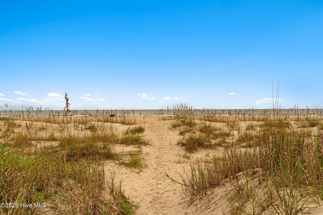 Land in Emerald Isle, North Carolina, United States 4 - 18942812