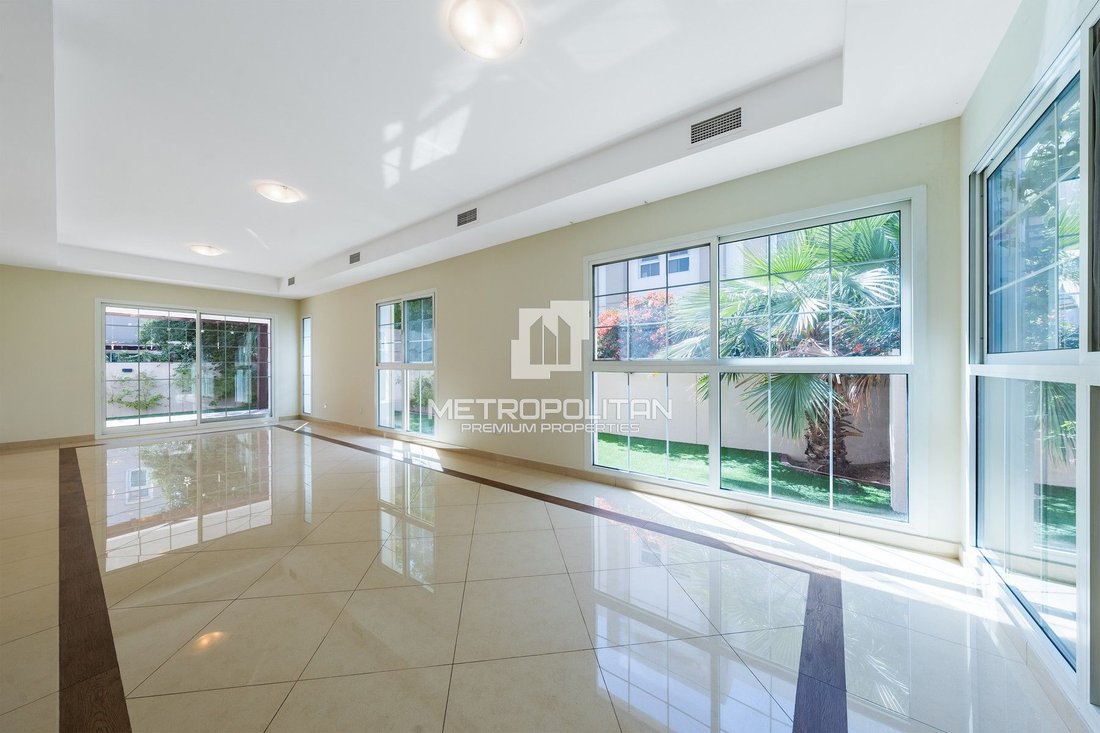 Villa in Al Hebiah Sixth, Al Hebiah, Dubai 1 - 18940881