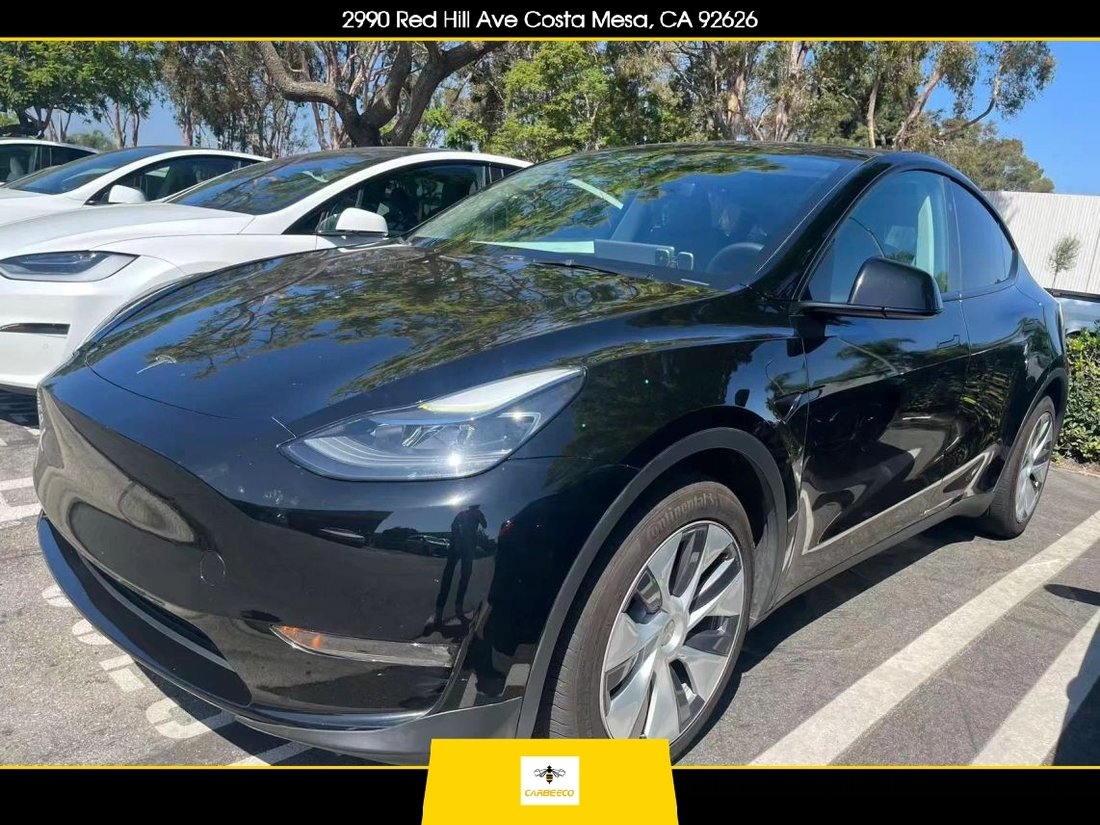 Suv in Costa Mesa, CA, United States 1 - 18944455
