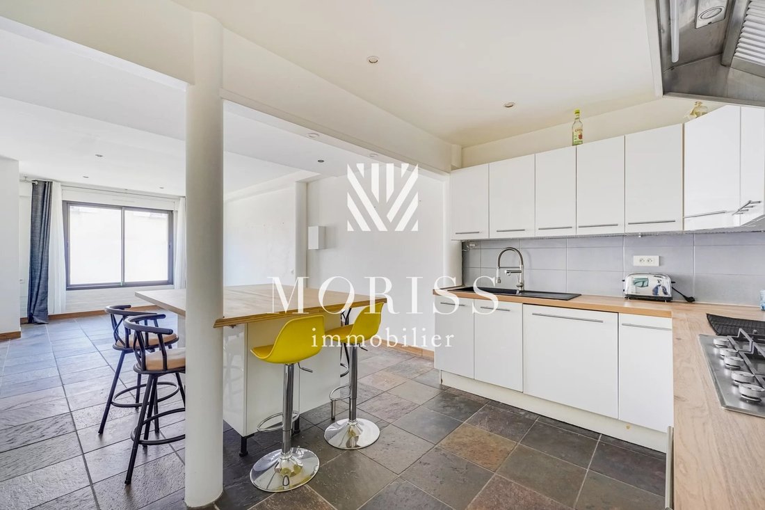 House in Pleyel, Saint-Denis, France 2 - 18940507