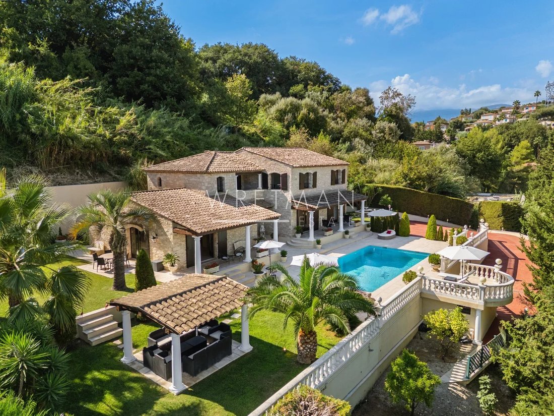 Villa in Val de Cagne-Colline Route de Vence, Cagnes-sur-Mer, France 2 - 18940340