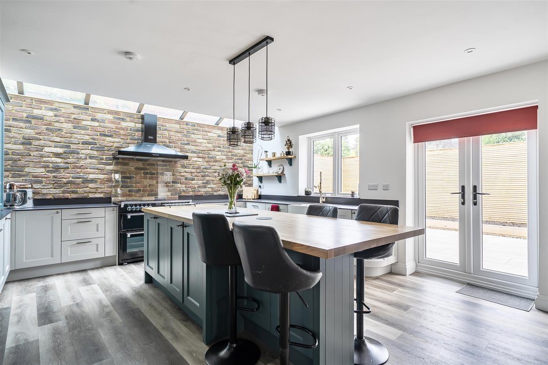 House in Pinkneys Green, England 2 - 18942325