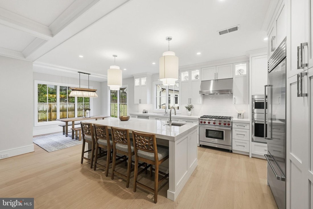 Arlington, Virginia, United States 4 - 18944762