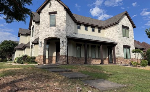 House in Mansfield, Texas, United States 1