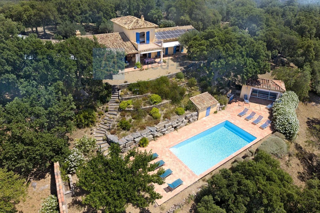 Villa in Le Plan-de-la-Tour, Provence-Alpes-Côte d'Azur, France 3 - 18260595