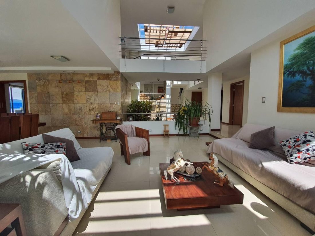 House in Quito, Pichincha, Ecuador 5 - 18941487
