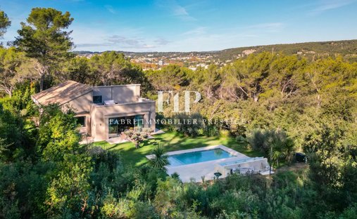 Estate in Comtale-Cente-Cours Mirabeau, Aix-en-Provence, France 1