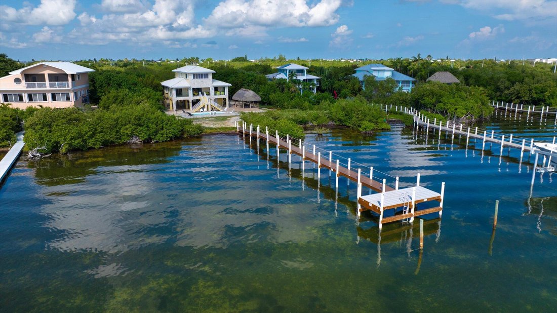 House in Big Pine Key, Florida, United States 1 - 18942263