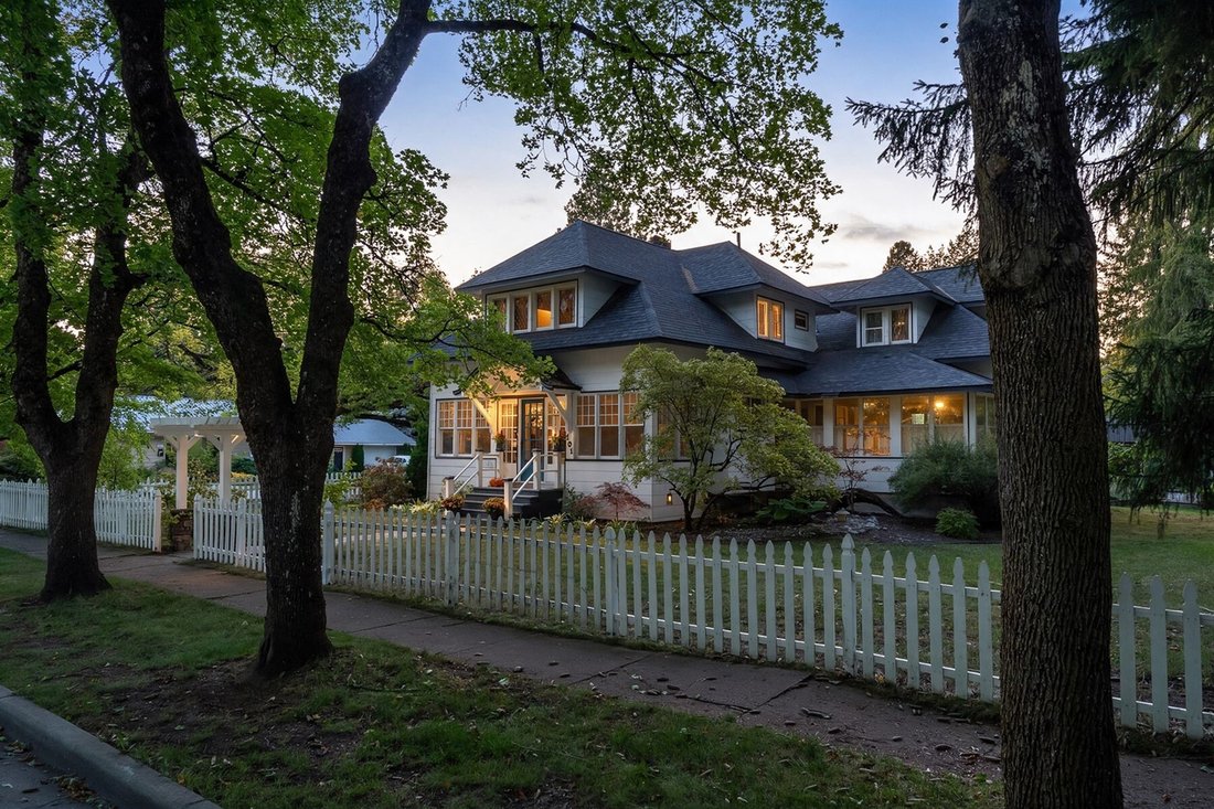 House in Sandpoint, Idaho, United States 2 - 18941246
