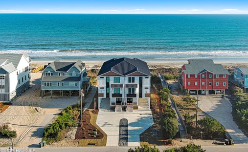 Townhouse in Emerald Isle, North Carolina, United States 1