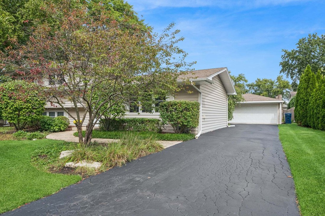 House in Naperville, Illinois, United States 3 - 18943132