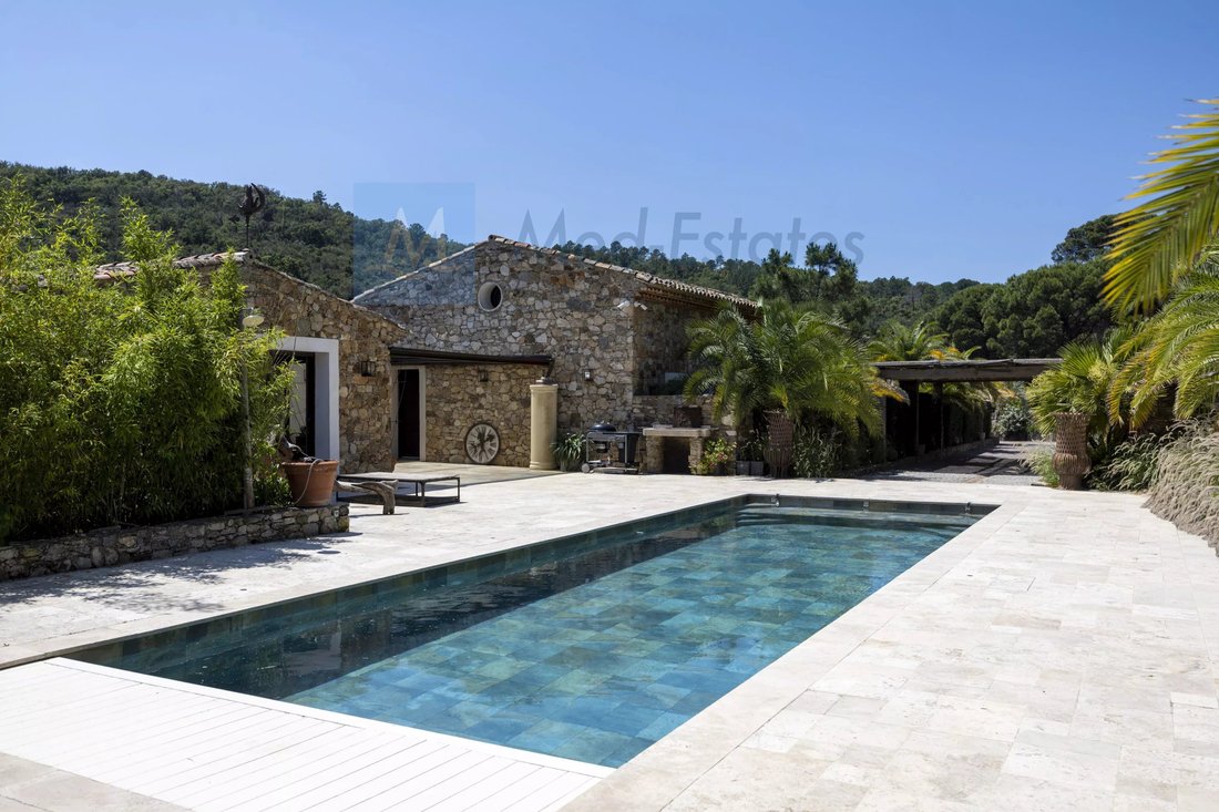 Villa in Grimaud, Provence-Alpes-Côte d'Azur, France 4 - 18219298
