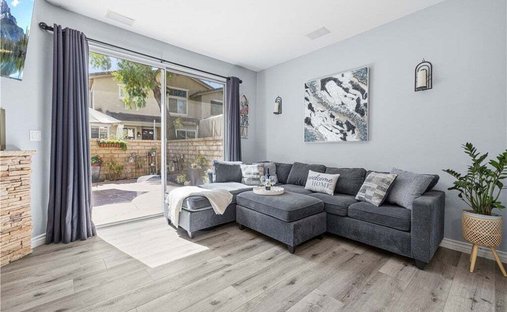 Townhouse in Santa Clarita, California, United States 1