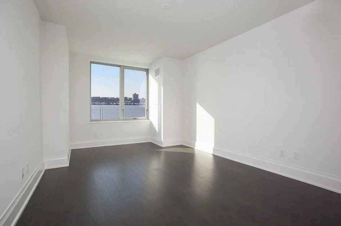 Condo in New York, New York, United States 4 - 15265975