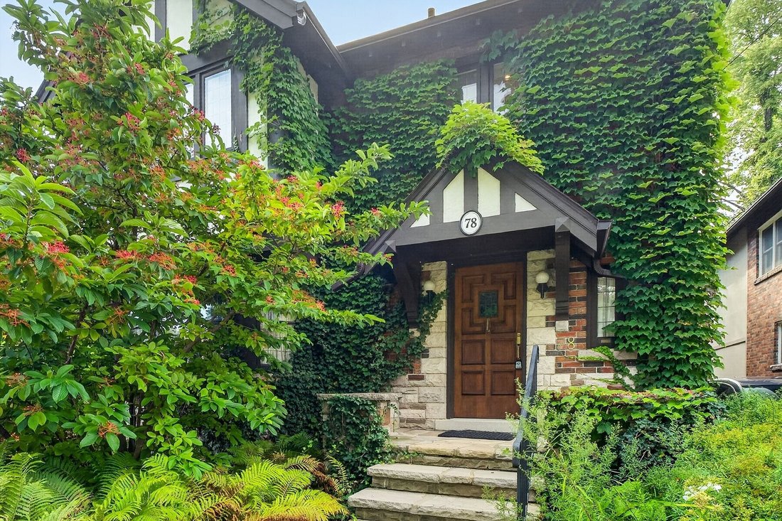 House in Toronto, Ontario, Canada 3 - 18940977