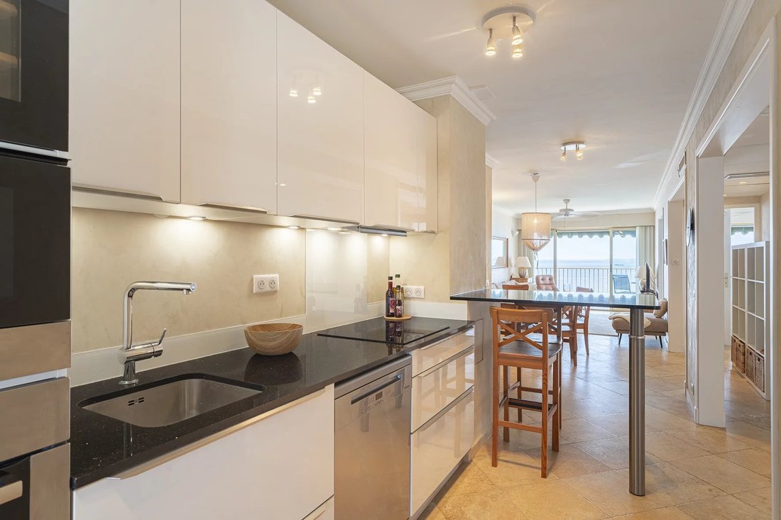 Apartment in French Riviera, Provence-Alpes-Côte d'Azur, France 5 - 18940335