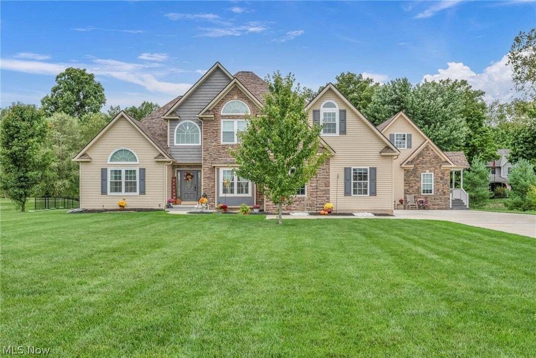 House in LaGrange, Ohio, United States 1 - 18942678