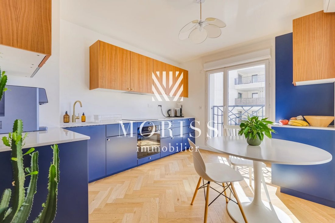 Apartment in Victor Hugo-République, Clichy, France 2 - 18940517