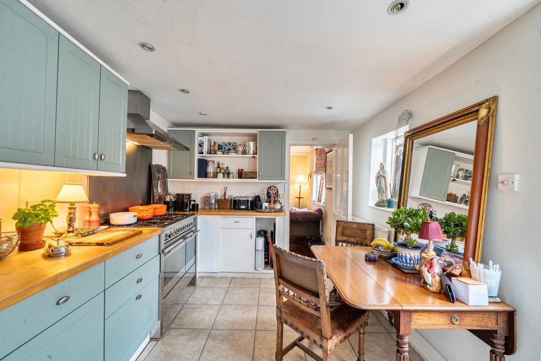 Townhouse in Lymington, England 3 - 18942335