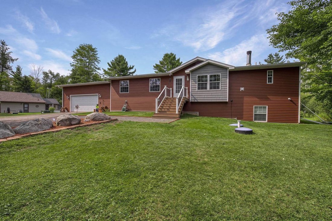 House in Tomahawk, Wisconsin, United States 1 - 18942034