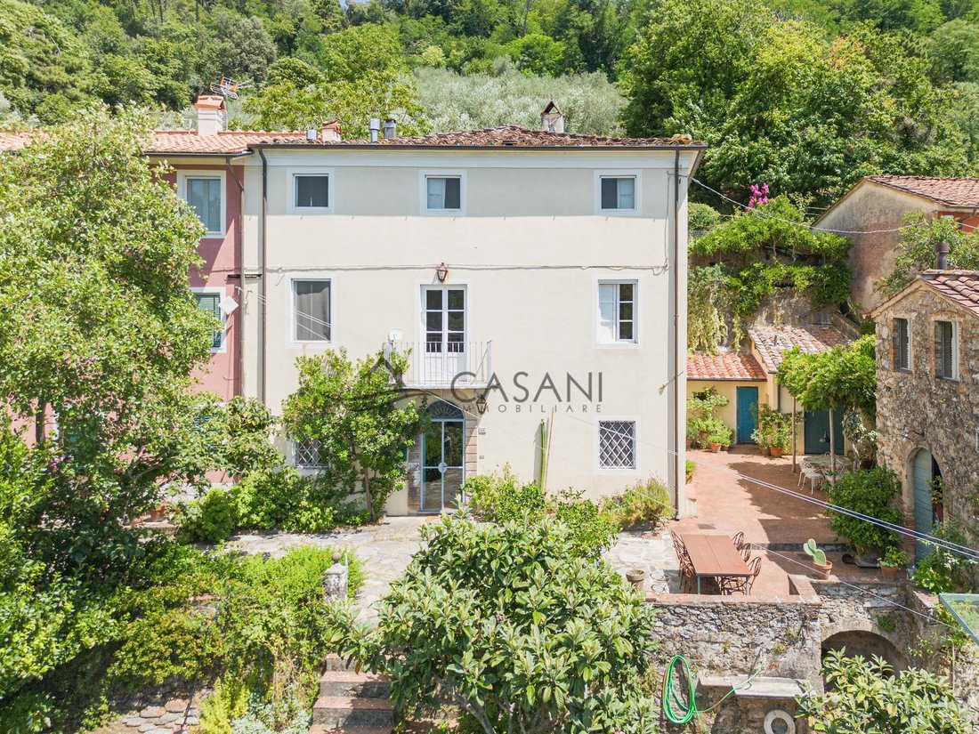 House in Camaiore, Tuscany, Italy 1 - 18945099