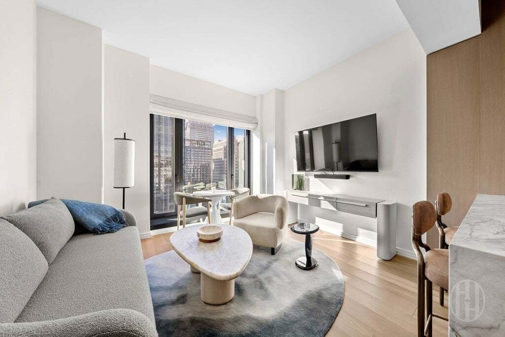 House in New York, New York, United States 2 - 18945135