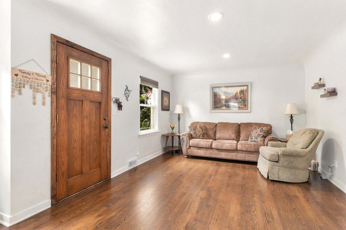 House in Lisle, Illinois, United States 4 - 18939687